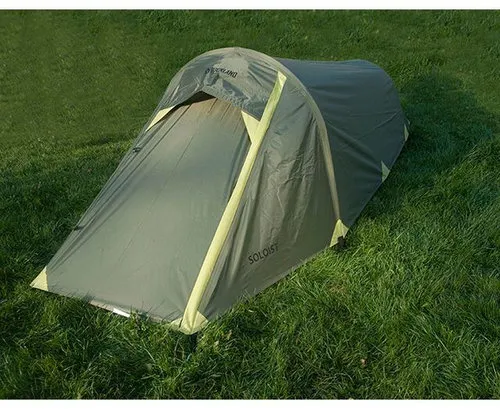 bereit-fur-das-openair-cooles-1-mannzelt-mit-tasche_1_m.webp