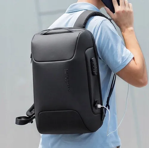 ultramoderner-business-rucksack-mit-moglicher-usb-aufladung_2_m.webp