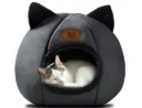 Katzen-Haus „Daisy“ – Plüschbett mit Ohren, 35×35 cm, schwarz