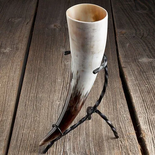 [170168] Wikinger Trinkhorn 200 ml mit Metallhalter – Lebensmittelecht, perfekt für Bier oder Met
