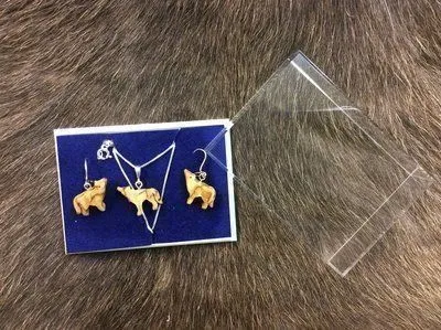 [170182] Finnisches Silber-Holzschmuck Set "Wolf" & Ohrringe aus Maserbirke – Handgefertigt, Unikat
