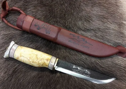 [170095] Graviertes Finnland-Messer "Northern Lights" mit Carbonstahlklinge, Rentiergriff, Wood Jewel